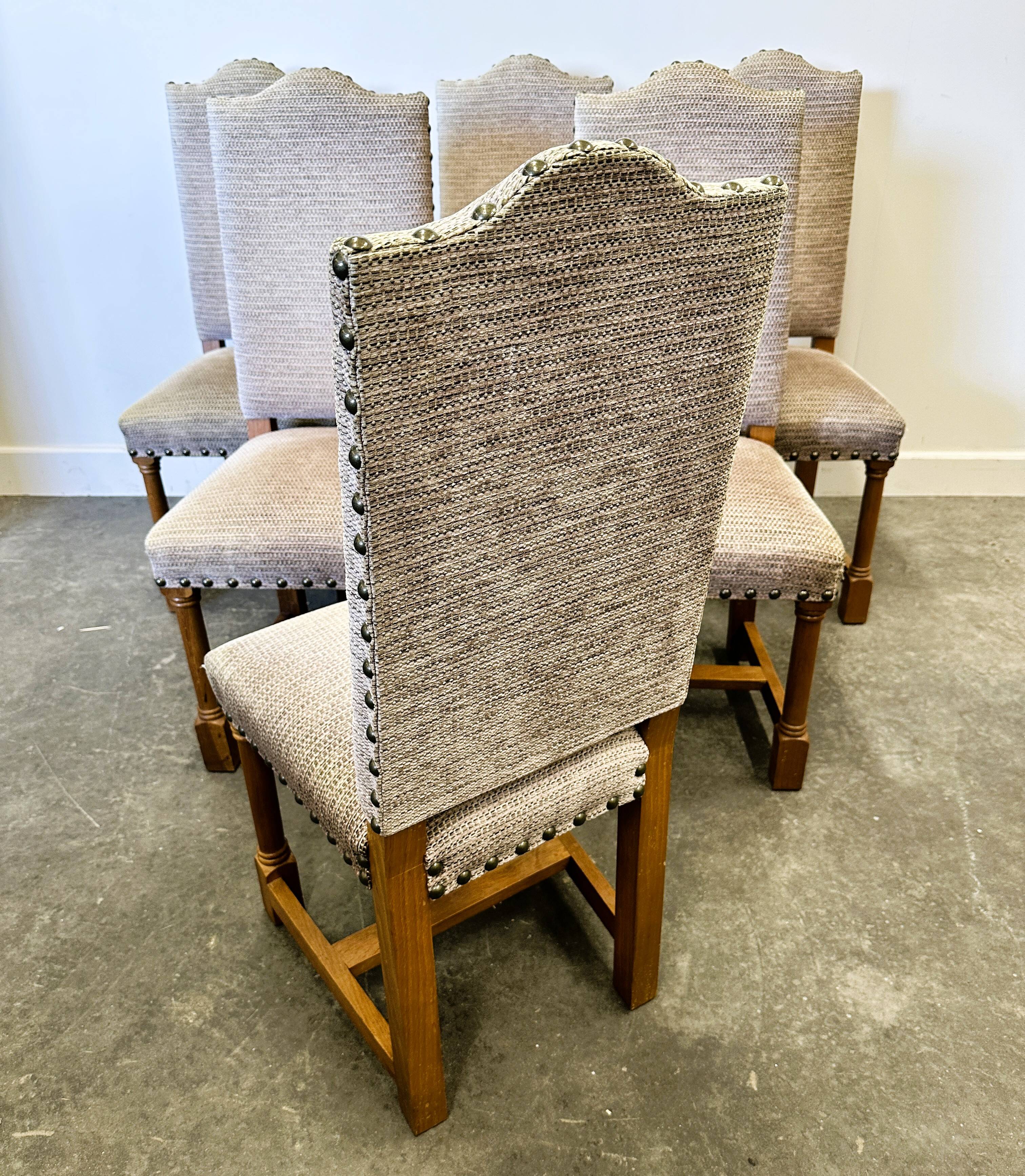 Chaises de salle à manger de style Louis XIII en chêne avec chenille rayée - Ensemble de 6.