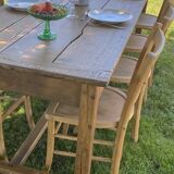 Farm table