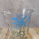 Pichet en verre décor floral bleu vintage