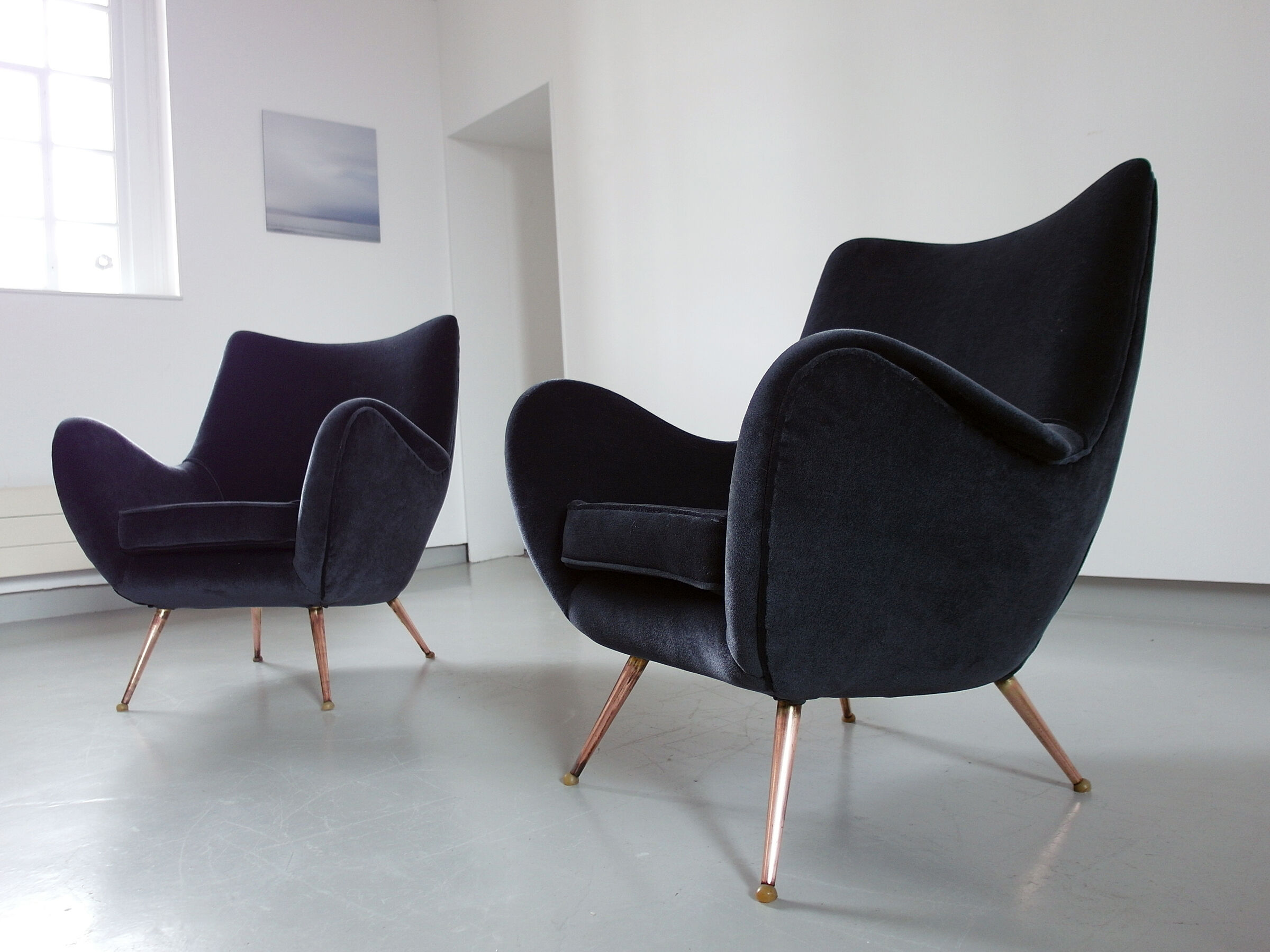 Sculptural armchair of Melchiorre Bega of 1955