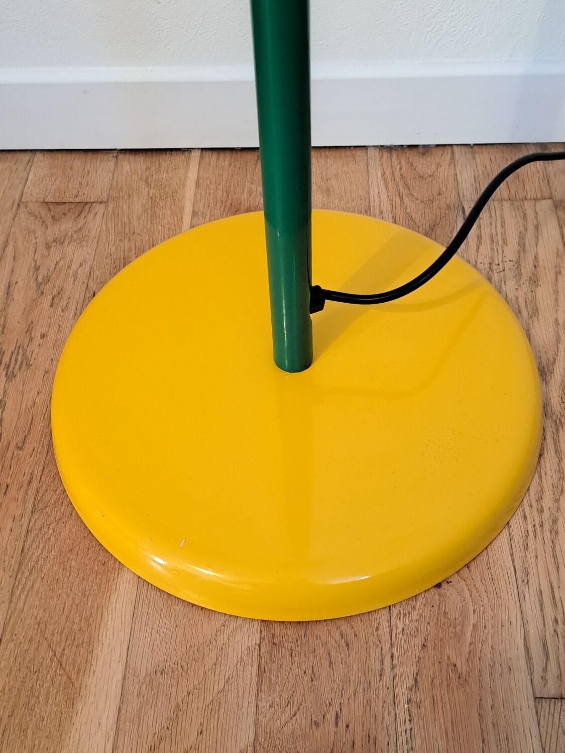 Polychrome articulated stilplast floor lamp
