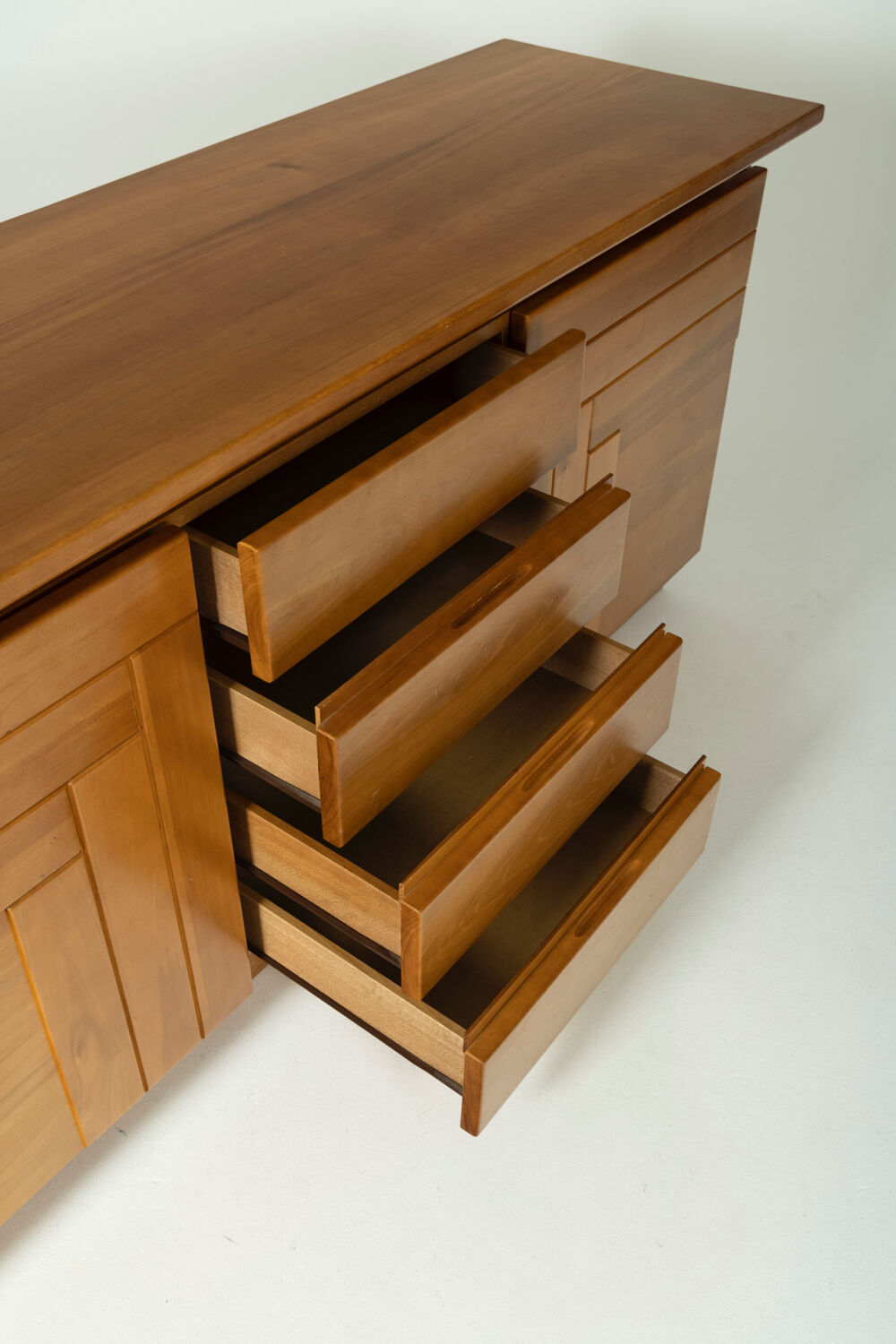 Enfilade en orme massif