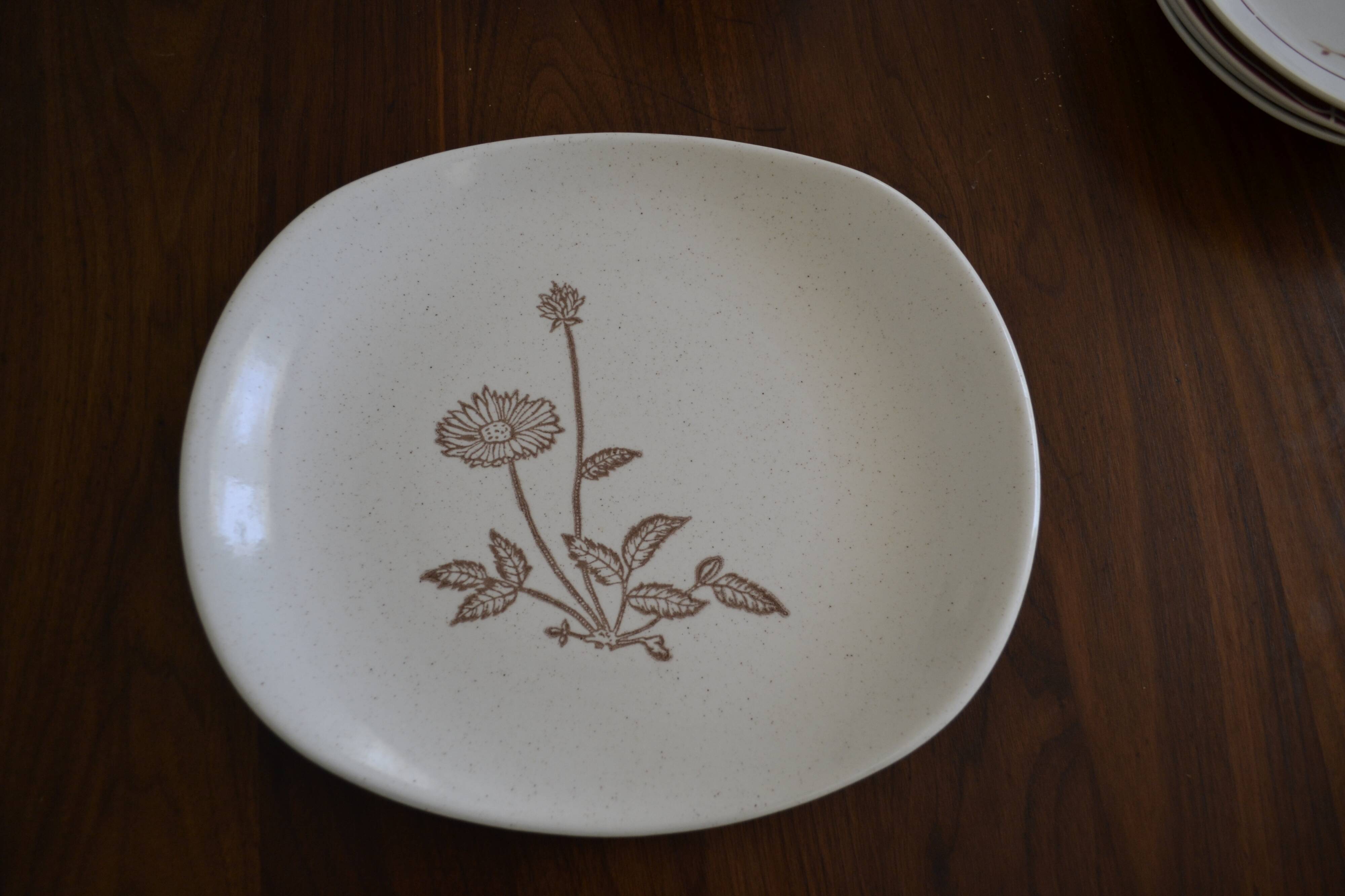 sandstone flat with flower