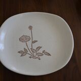 sandstone flat with flower