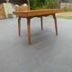 Table scandinave en chêne – 110 × 90 cm
