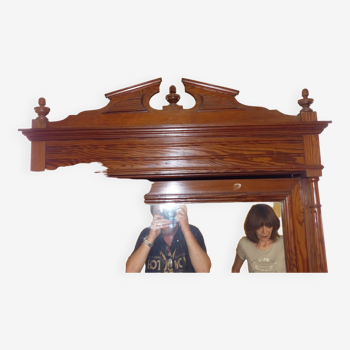 Bonnetiere miroir en bois de pitchpin