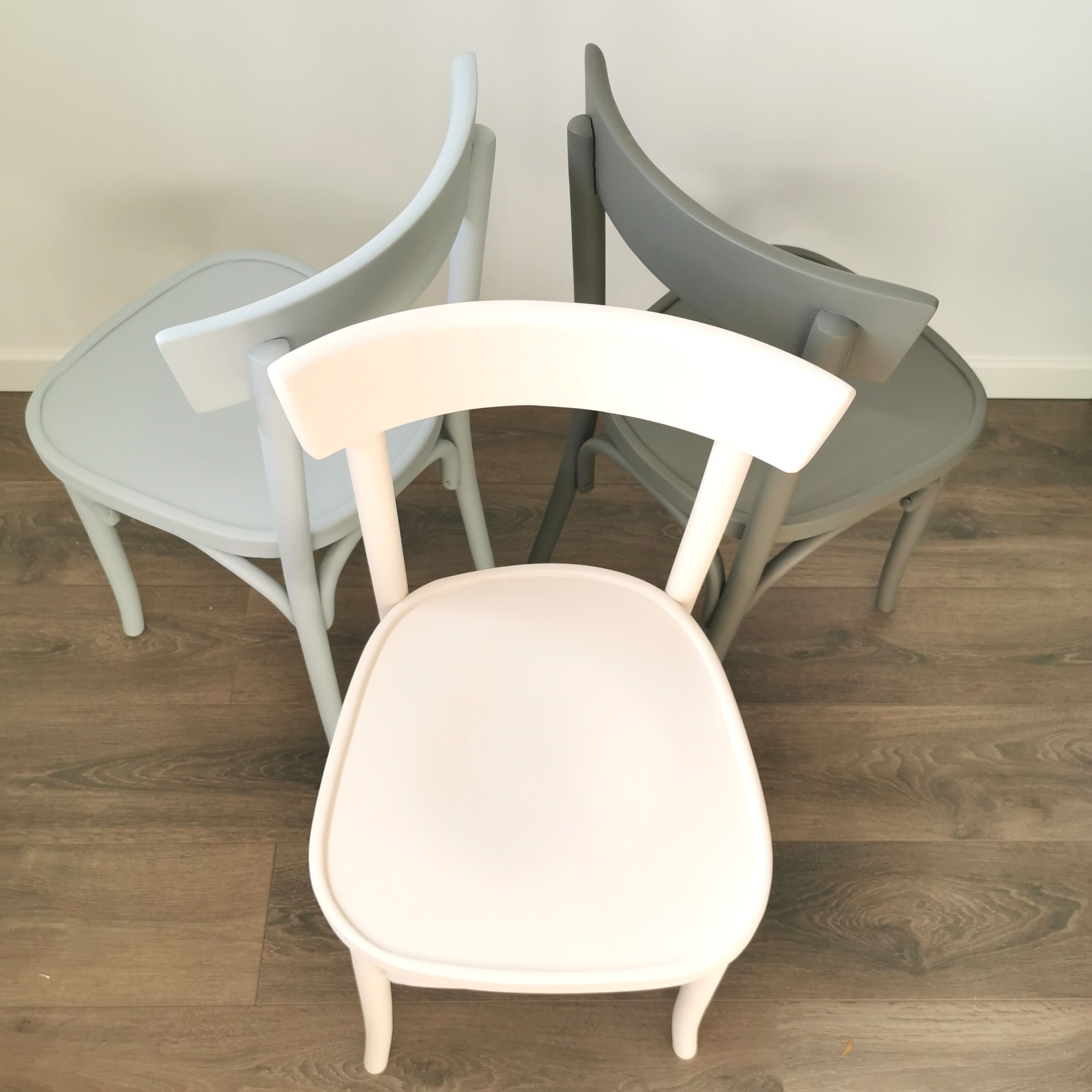 Lot de 3 chaises bistrot