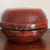 Round Chinese box lacquered red