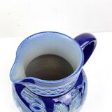 Pitcher in Alsace sandstone - vine theme - grape pattern