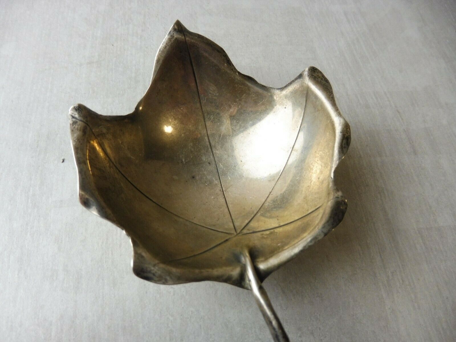 Ashtray, leaf shape, Alfredo Sciarrotta, Sterling
