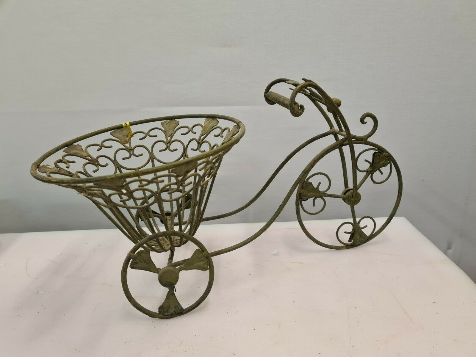 iron planter