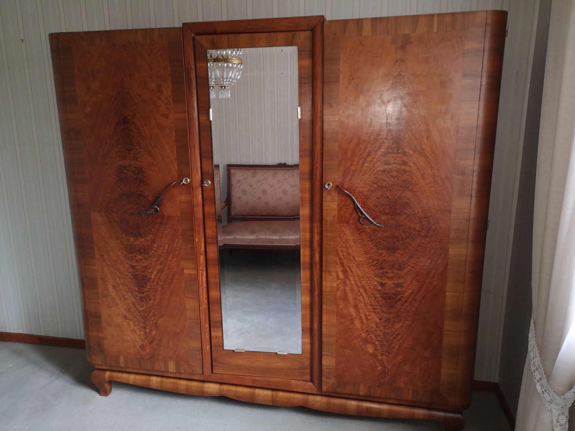 Armoire Art Déco