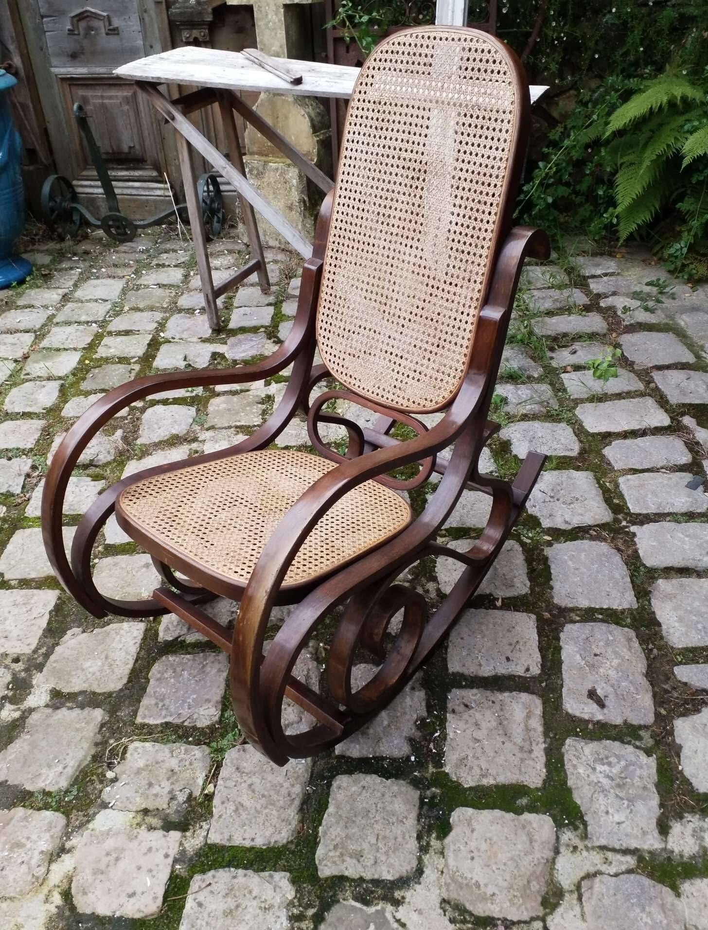 Rocking chair