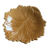 Plate barbotine vine leaf