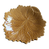 Plate barbotine vine leaf