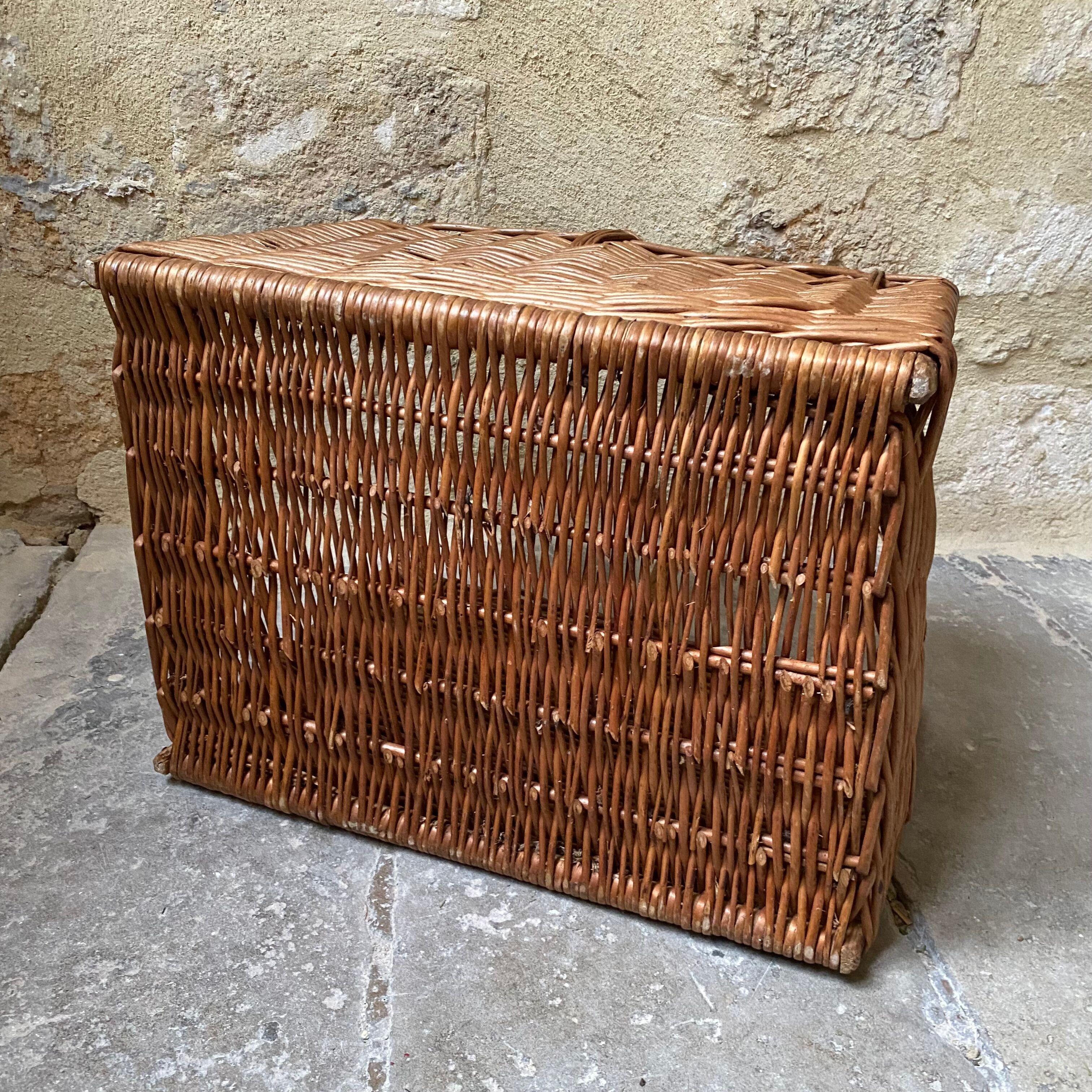 Log basket