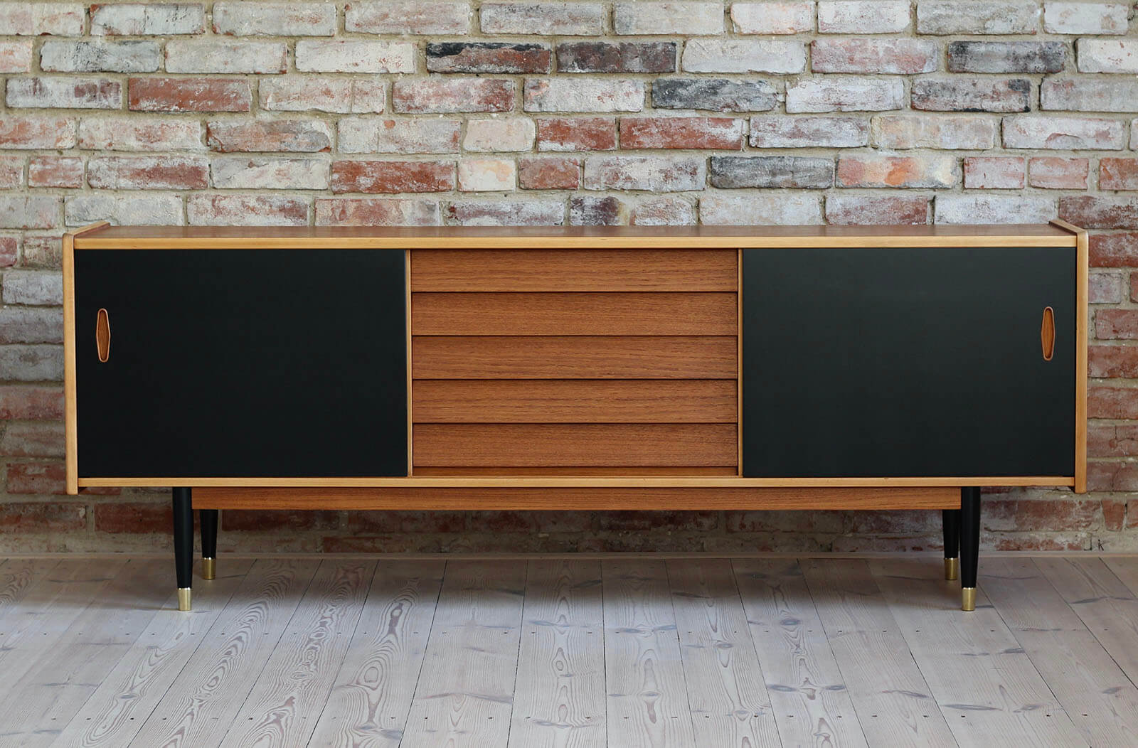 Enfilade de Nils Jonsson pour Hugo Troeds, 1960