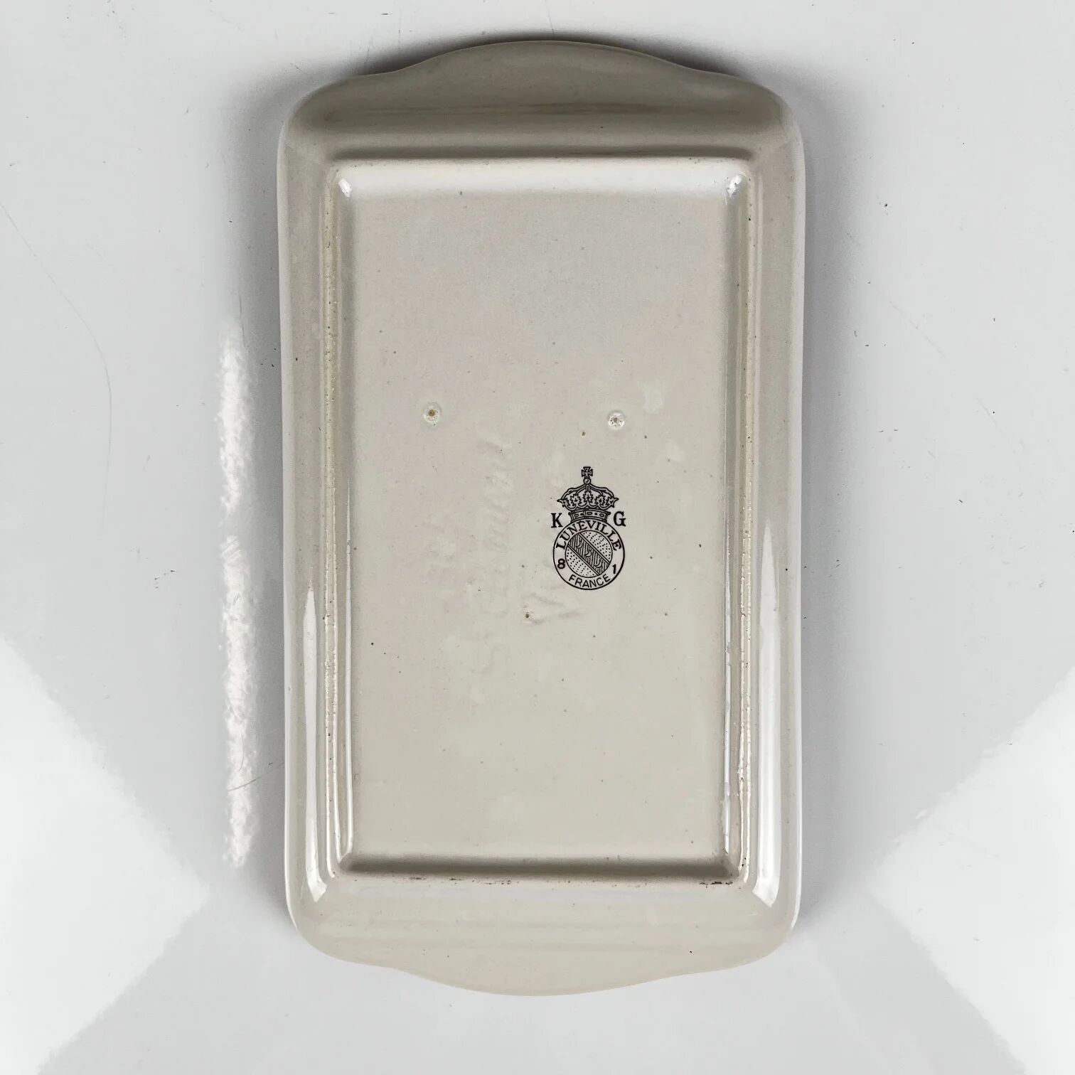 Butter dish KG Lunéville model Réverbère, earthenware