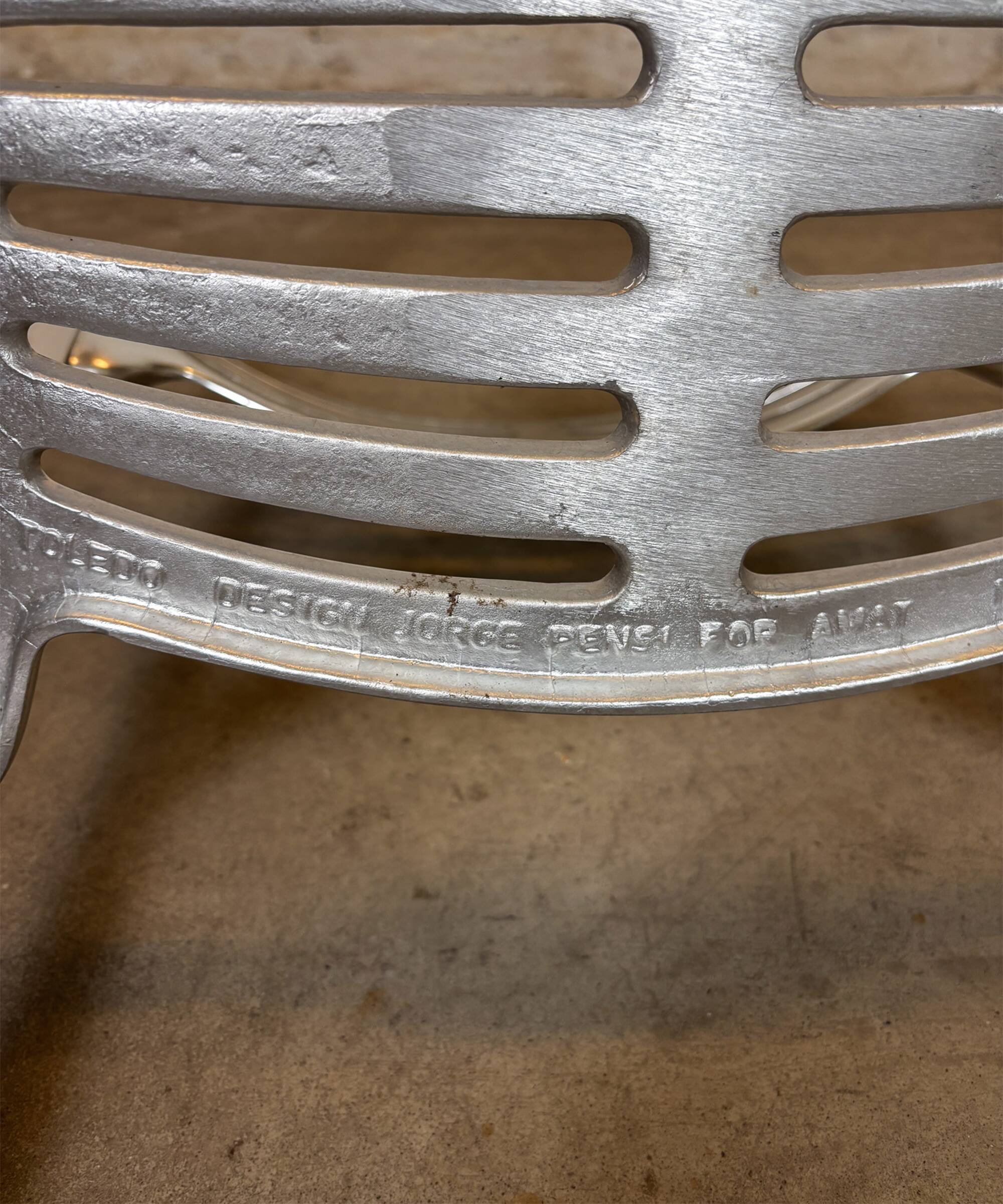 Work chair, designer chair Amat 3 Jorge Pensi Aluminum – Silver