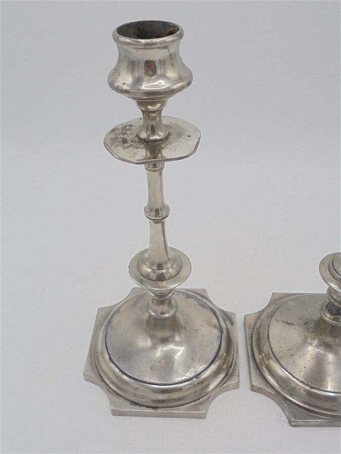 Pair of candlesticks