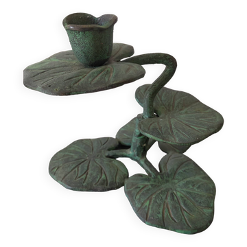 Ivy leaf design candle holder in green patinated metal