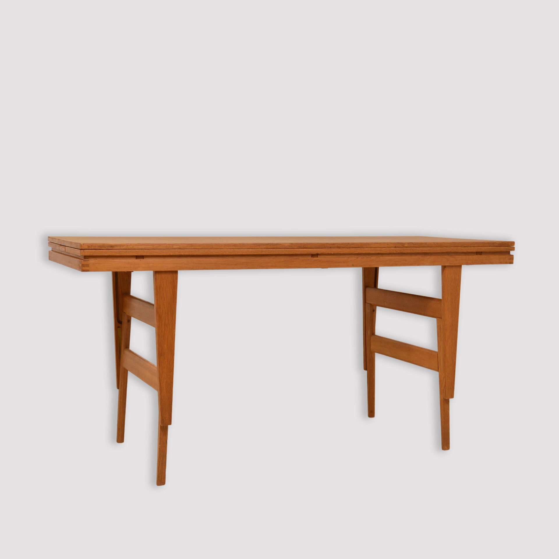 Extendable and adjustable Scandinavian oak coffee/dining table - 1960