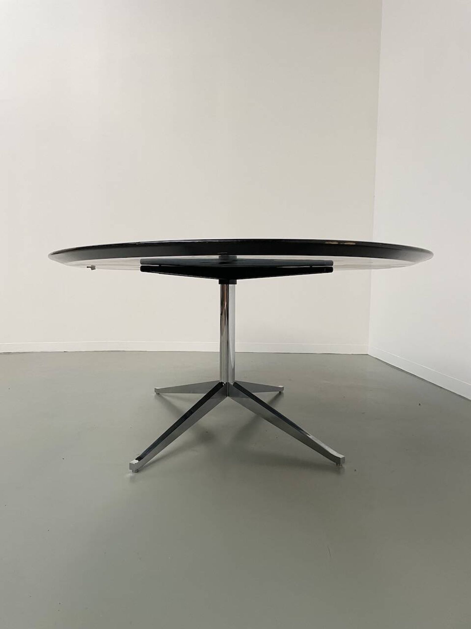 Table de conférence ou repas Knoll 244 cm
