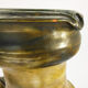 Pichet carafe avec couvercle, signé