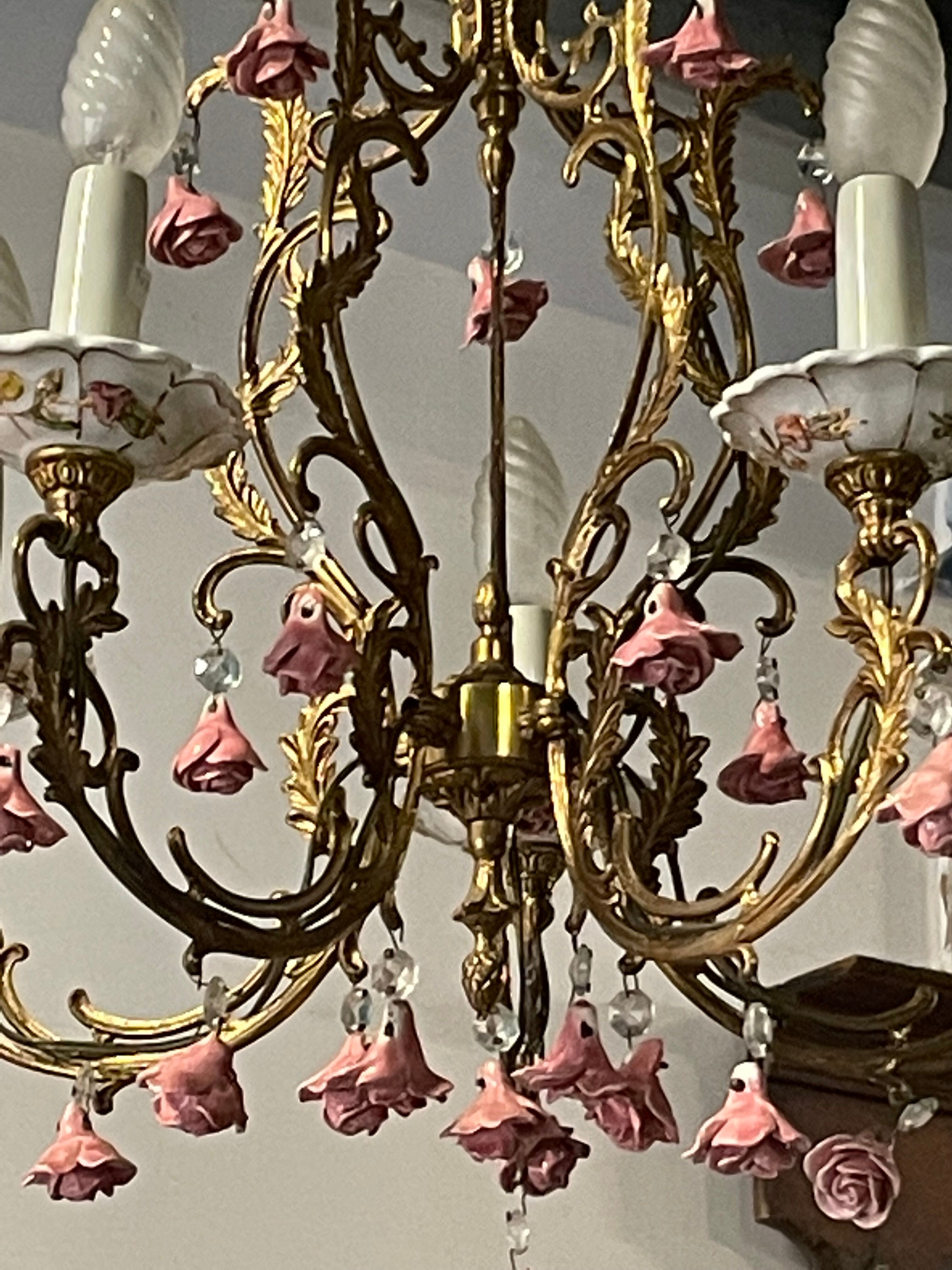 Lustre bronze et porcelaine 5 feux