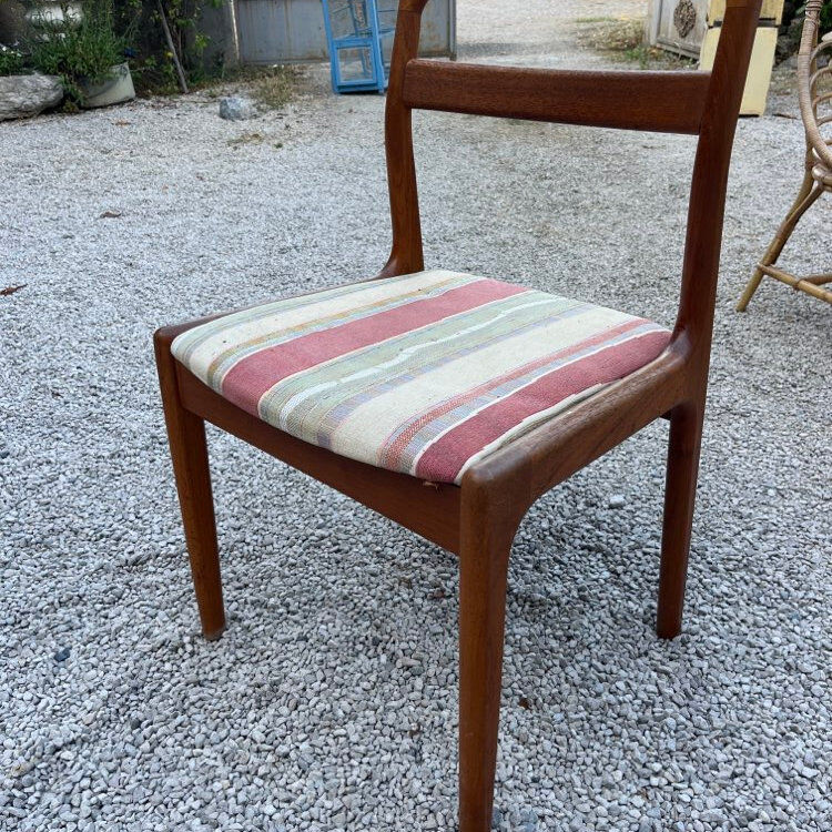 Pair of Scandinavian teak chairs from the 1960s.