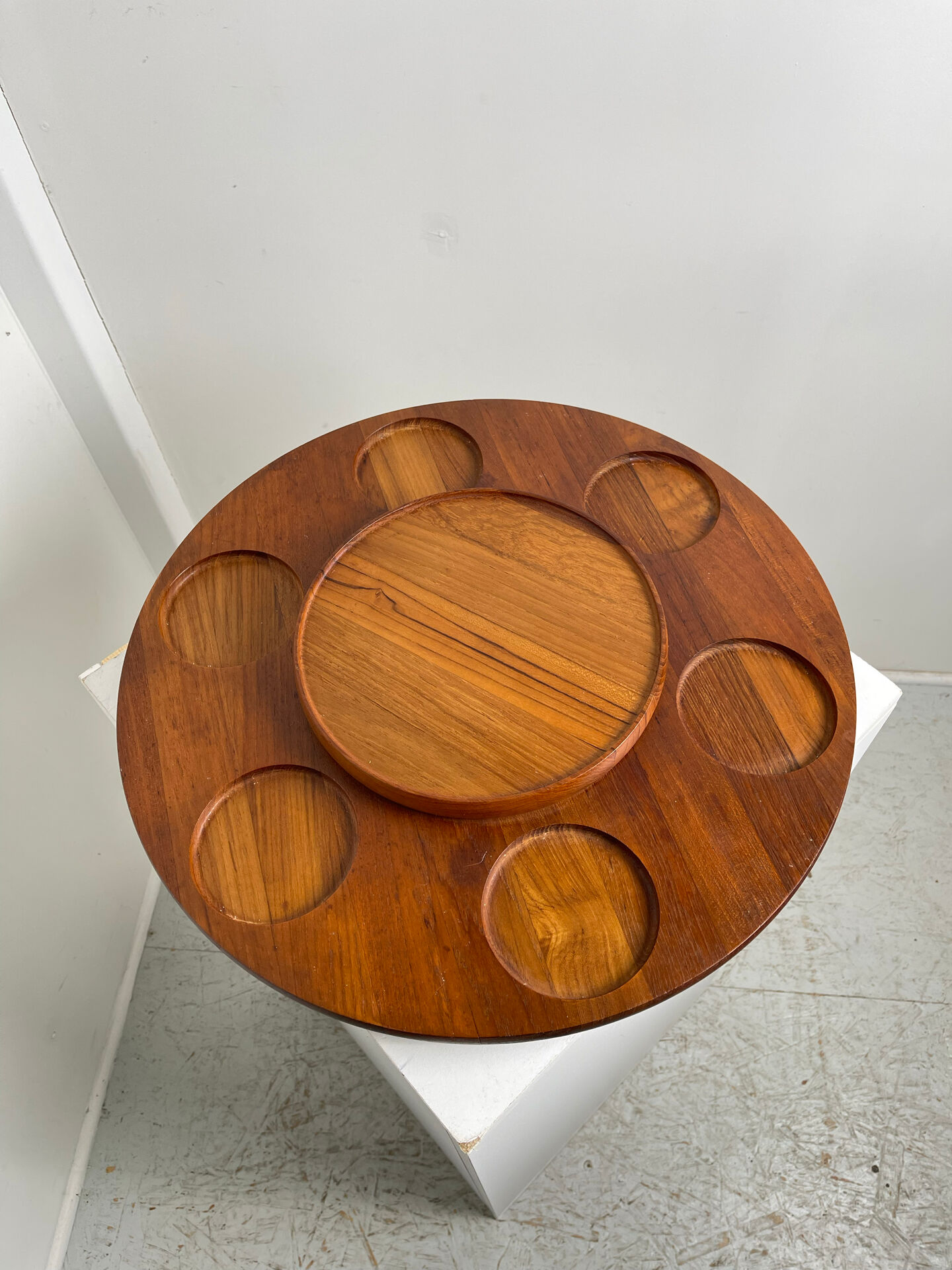 Teak rotating tray Denmark 1970