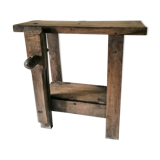 Small old child workbench