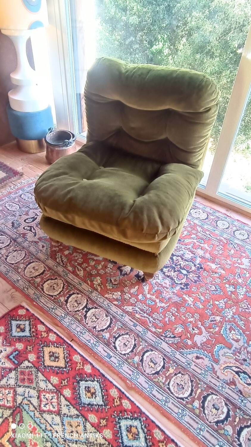 Fauteuil velours des années 60/70 en parfait état