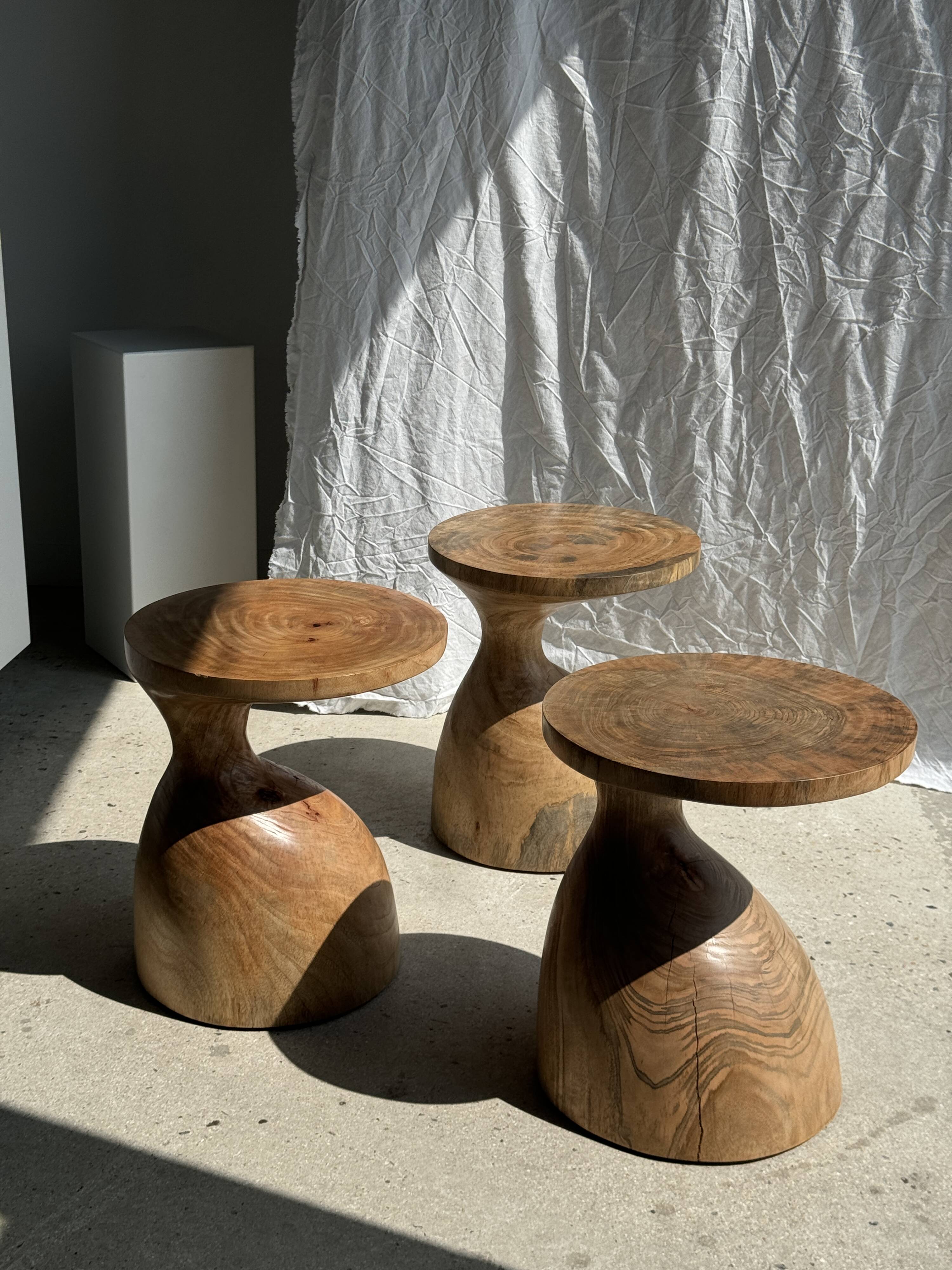 Solid wood side table (monoxyl) organic shape natural color