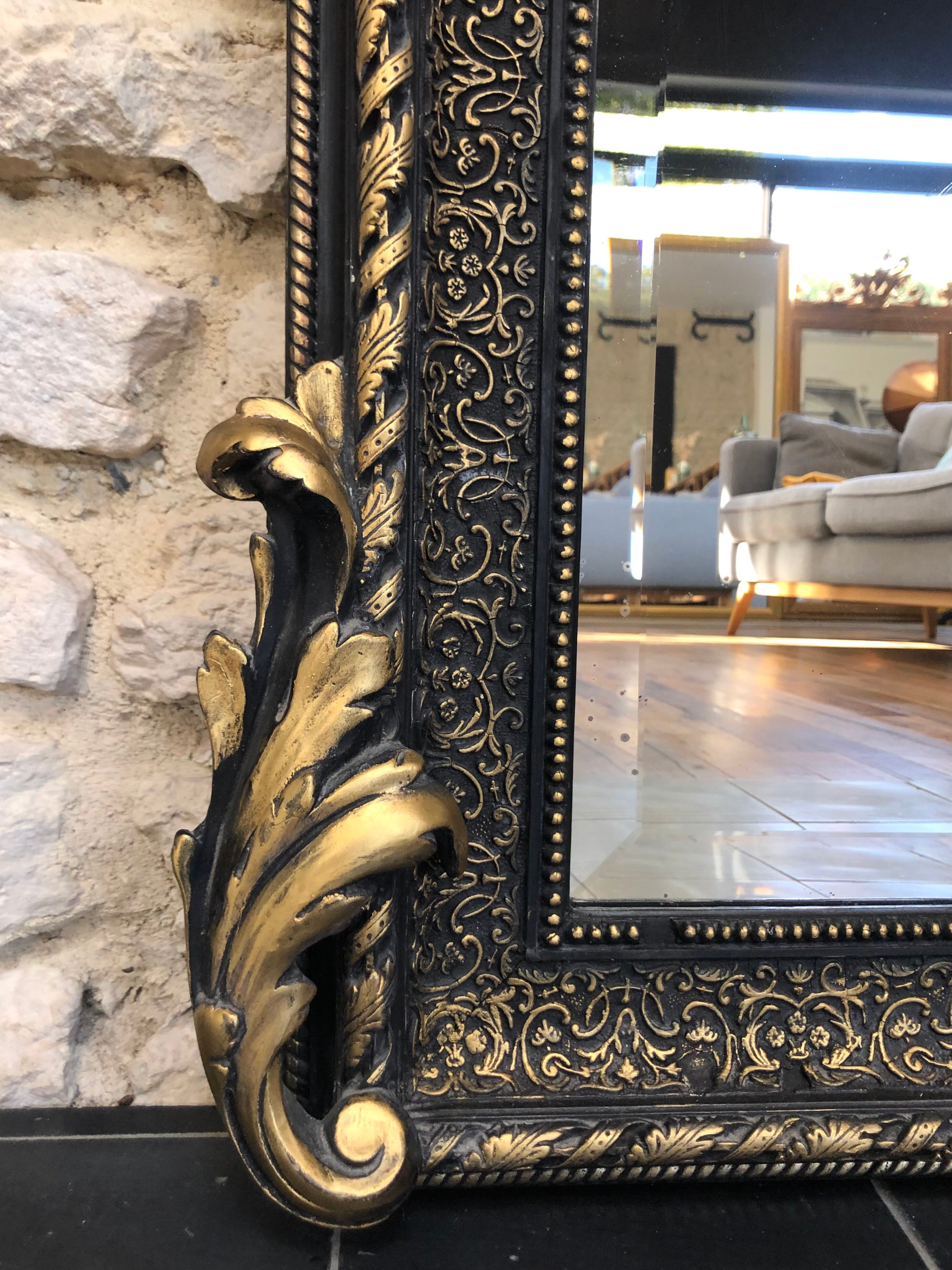 Old mirror 153.5x98.5cm Napoleon III late 19th century, beveled and stitched ice.