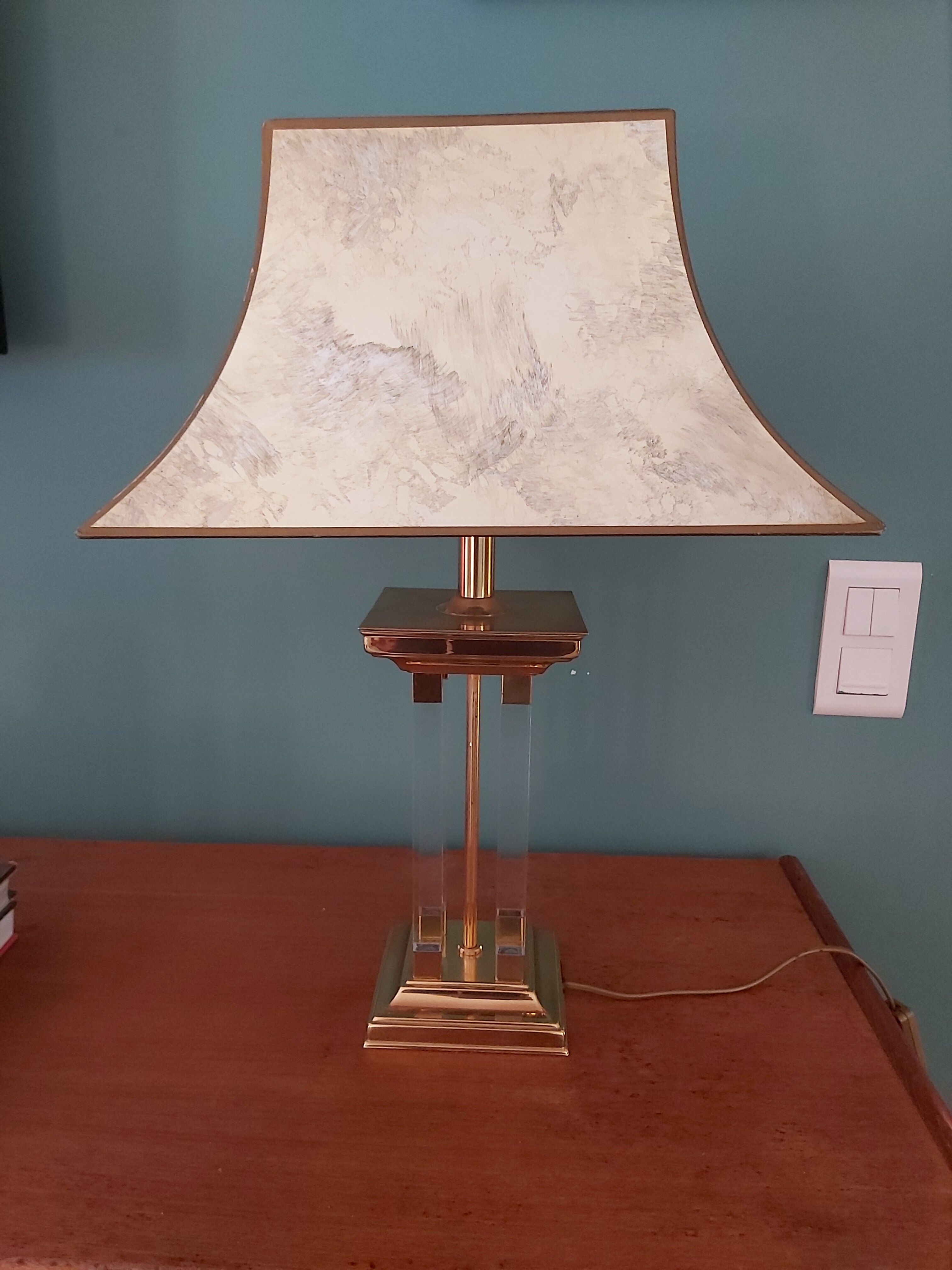 Lamp Le Dauphin in Plexiglas and brass from the 70