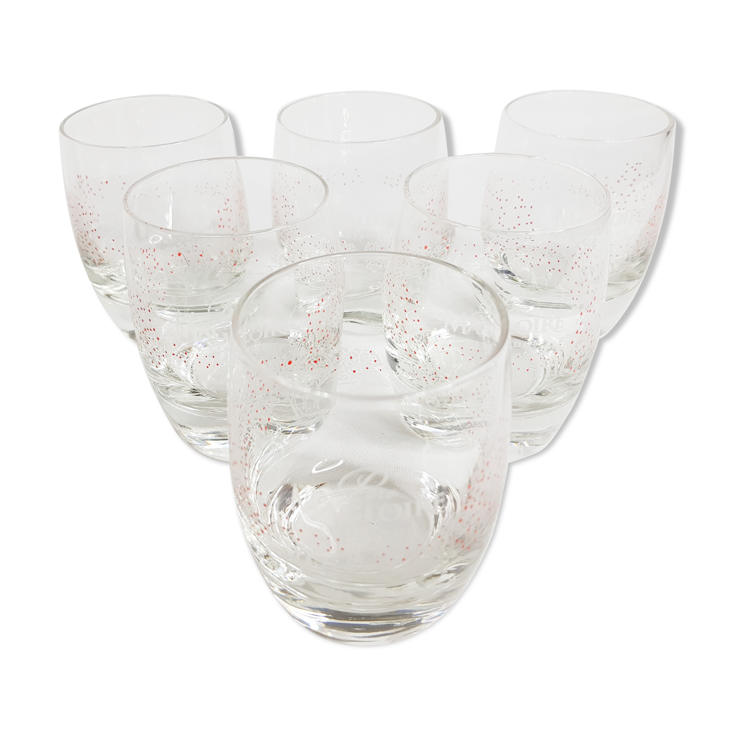 Six verres à calvados