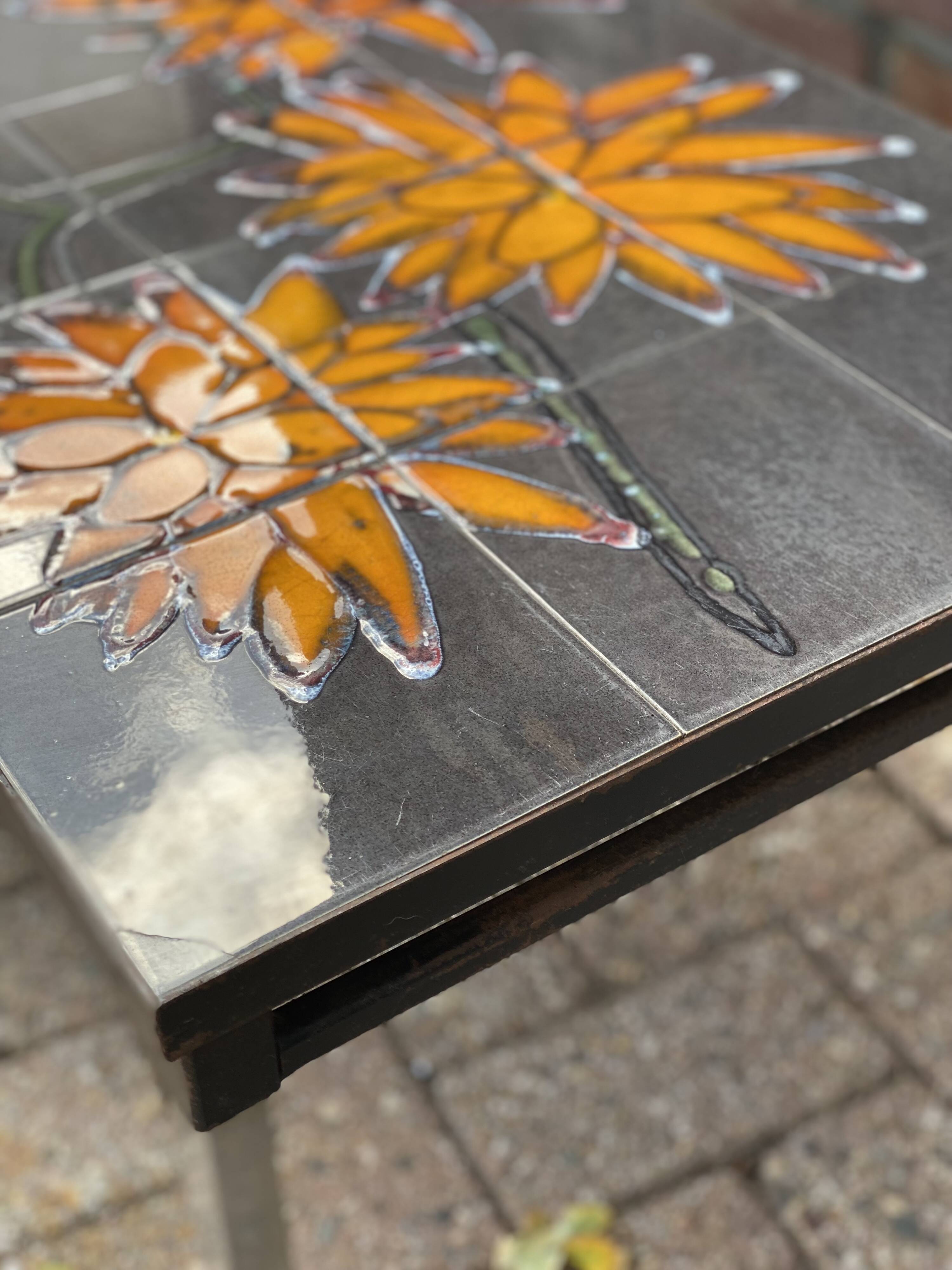 Adri Vintage Ceramic Coffee Table