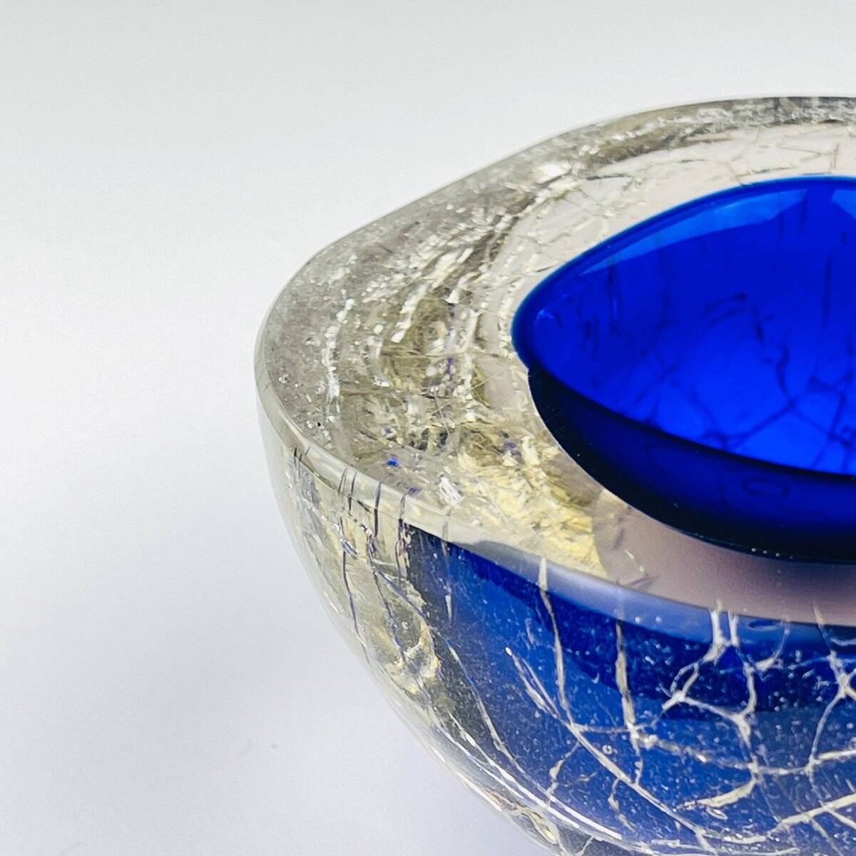 Vintage blue Italian Murano glass ashtray, 1980s