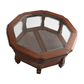 Octagonal table in solid wood