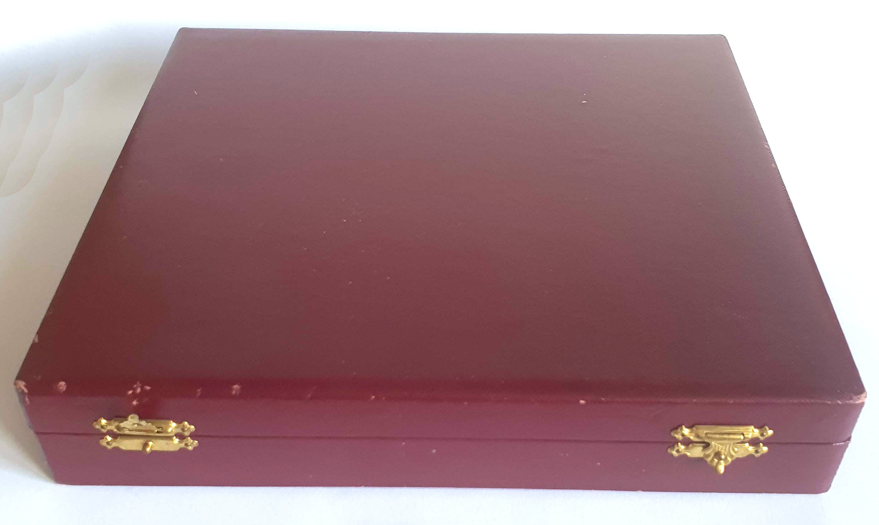 Fish set in silver metal Ercuis