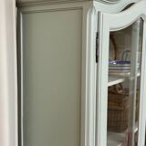 Vintage display case in Caiman green