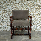 Armchair with sculpted armrests, bust of a woman, Louis XIII Renaissance style