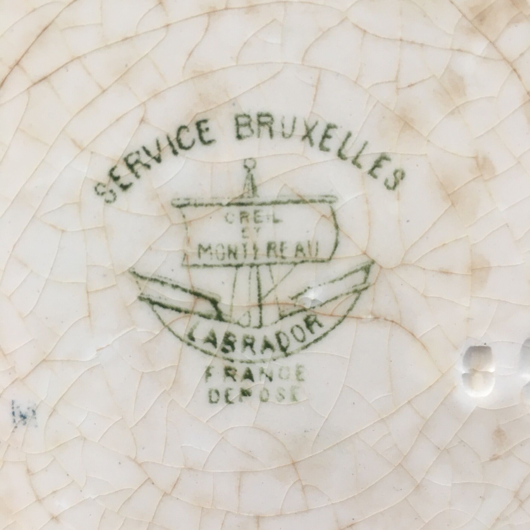 Old plate décor Brussels