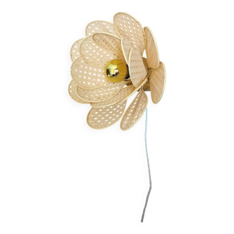 Flower wall light made of rattan petals and nude embroidery