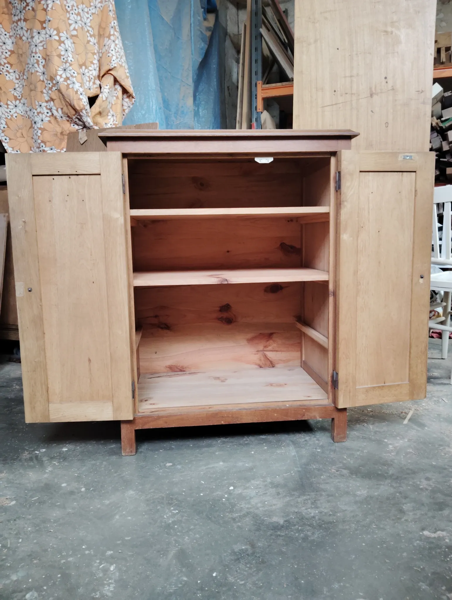 Small oak buffet Parisian style