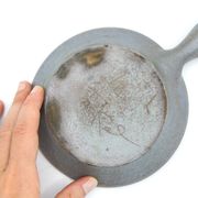 Poelon en grès gris comme un vide-poche Le Triskel