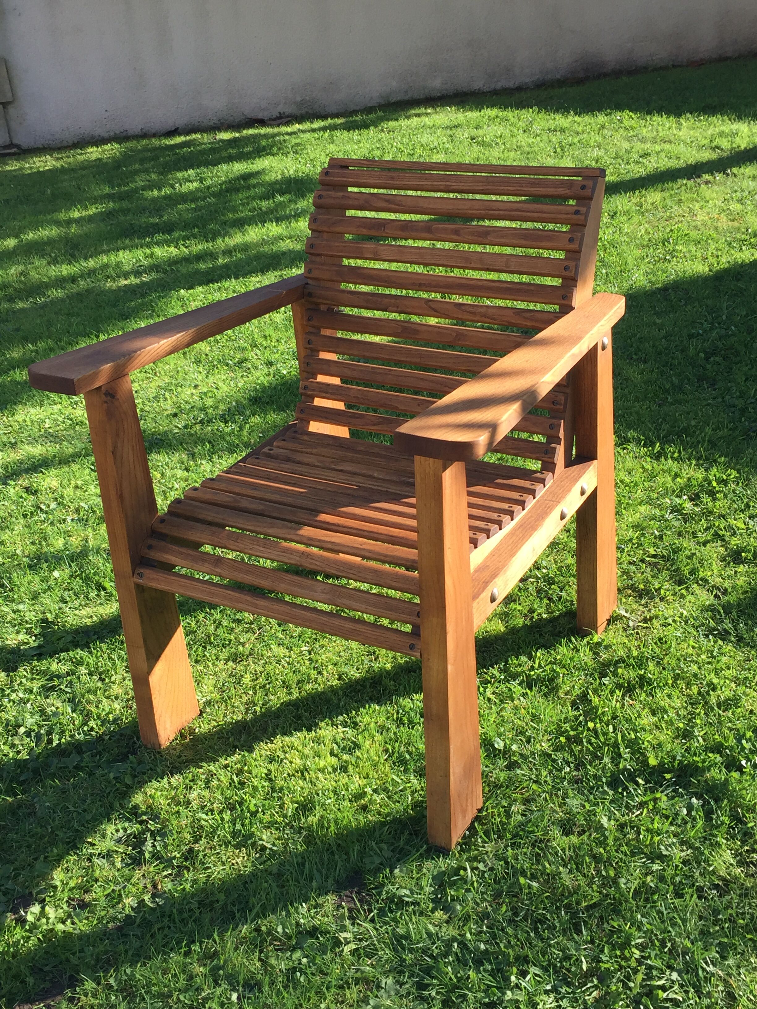 Post-war wooden removable chair