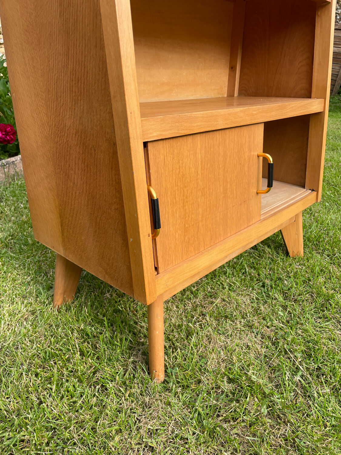 Secrétaire vintage 1950 profil aileron