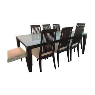 Dining room table